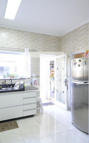 Casa à venda com 302m², 4 quartos e 3 vagasCozinha