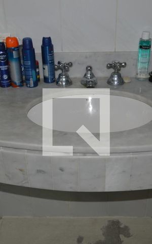 Apartamento à venda com 132m², 3 quartos e 1 vagaBanheiro