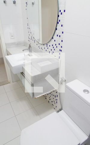 Casa para alugar com 280m², 3 quartos e 2 vagasBanheiro Social