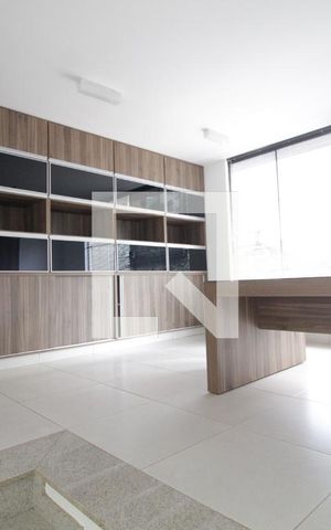 Casa para alugar com 280m², 3 quartos e 2 vagasEscritório