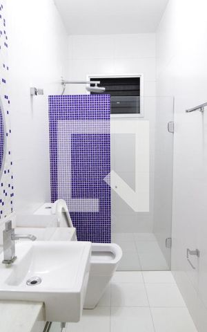 Casa para alugar com 280m², 3 quartos e 2 vagasBanheiro Social