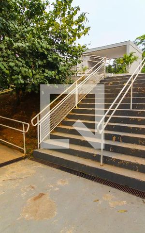 Apartamento para alugar com 58m², 3 quartos e 1 vagaÁrea comum