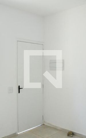 Casa de condomínio para alugar com 100m², 2 quartos e 1 vagaSala