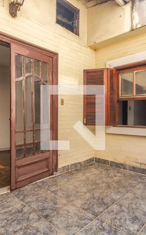 Casa à venda com 292m², 3 quartos e 2 vagas Casa à venda com 292m², 3 quartos e 2 vagasQuintal