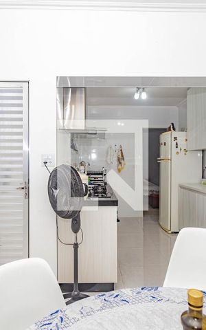 Casa à venda com 165m², 3 quartos e 2 vagasCozinha