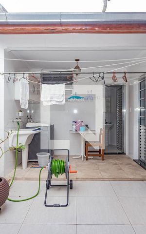 Casa à venda com 165m², 3 quartos e 2 vagasQuintal