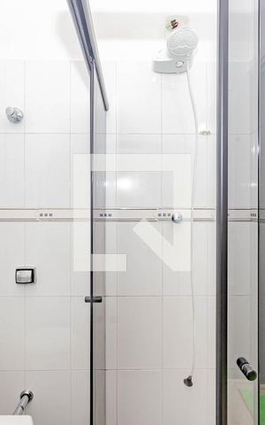 Casa à venda com 165m², 3 quartos e 2 vagasBanheiro