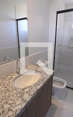 Apartamento para alugar com 54m², 2 quartos e 2 vagas Apartamento para alugar com 54m², 2 quartos e 2 vagasBanheiro 2