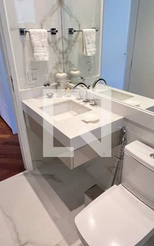 Apartamento à venda com 77m², 2 quartos e 2 vagas Apartamento à venda com 77m², 2 quartos e 2 vagasBanheiro