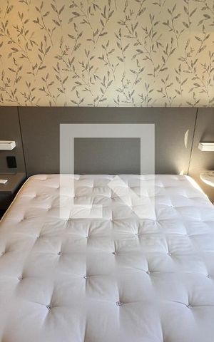 Apartamento à venda com 77m², 2 quartos e 2 vagas Apartamento à venda com 77m², 2 quartos e 2 vagasSuite