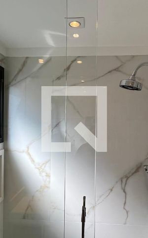 Apartamento à venda com 77m², 2 quartos e 2 vagas Apartamento à venda com 77m², 2 quartos e 2 vagasBanheiro da Suíte