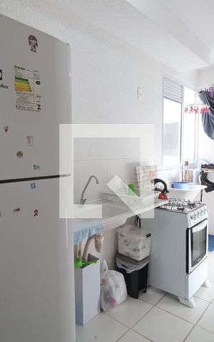 Apartamento à venda com 42m², 2 quartos e 1 vagaCozinha e Área de Serviço