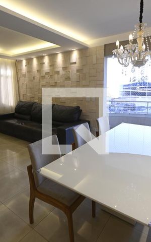 Apartamento para alugar com 105m², 3 quartos e 3 vagas Apartamento para alugar com 105m², 3 quartos e 3 vagasSala de Jantar