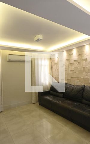 Apartamento para alugar com 105m², 3 quartos e 3 vagas Apartamento para alugar com 105m², 3 quartos e 3 vagasSala
