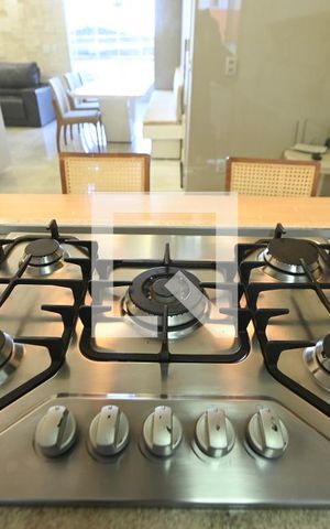 Apartamento para alugar com 105m², 3 quartos e 3 vagas Apartamento para alugar com 105m², 3 quartos e 3 vagasCozinha
