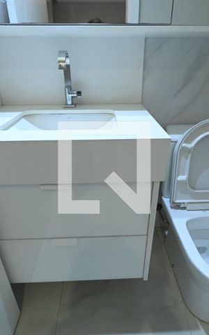 Apartamento para alugar com 105m², 3 quartos e 3 vagas Apartamento para alugar com 105m², 3 quartos e 3 vagasBanheiro