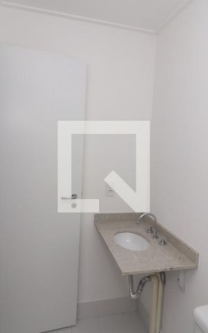 Apartamento à venda com 67m², 2 quartos e sem vagaBanheiro da Suíte