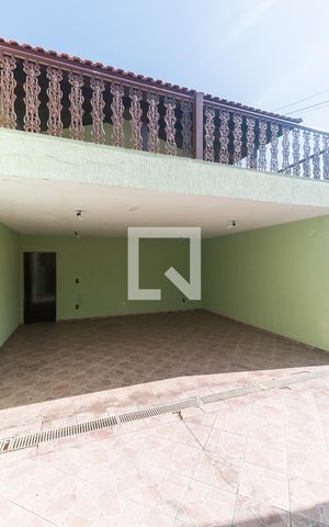 Casa para alugar com 551m², 15 quartos e 4 vagasGaragem
