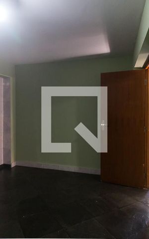Casa para alugar com 551m², 15 quartos e 4 vagasQuarto 13