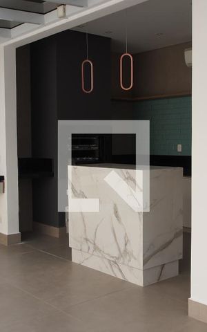 Casa de condomínio à venda com 293m², 3 quartos e 4 vagasVaranda Gourmet