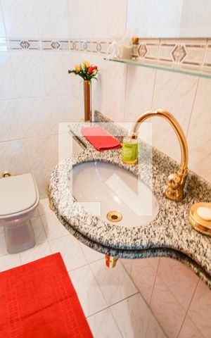 Apartamento à venda com 130m², 3 quartos e 3 vagas Apartamento à venda com 130m², 3 quartos e 3 vagasPia