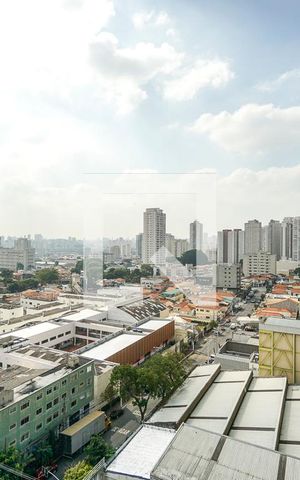 Apartamento à venda com 130m², 3 quartos e 3 vagas Apartamento à venda com 130m², 3 quartos e 3 vagasVista da suíte