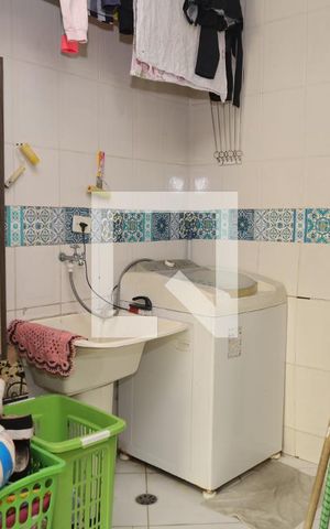 Casa de condomínio à venda com 80m², 2 quartos e 1 vagaÁrea de serviço