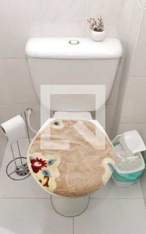 Casa de condomínio à venda com 80m², 2 quartos e 1 vagaLavabo