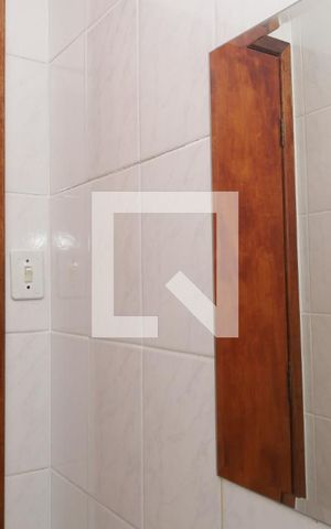 Casa de condomínio à venda com 80m², 2 quartos e 1 vagaLavabo