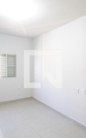Casa para alugar com 130m², 3 quartos e 2 vagasQuarto 3 - Suíte