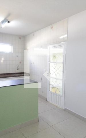 Casa para alugar com 130m², 3 quartos e 2 vagasCozinha