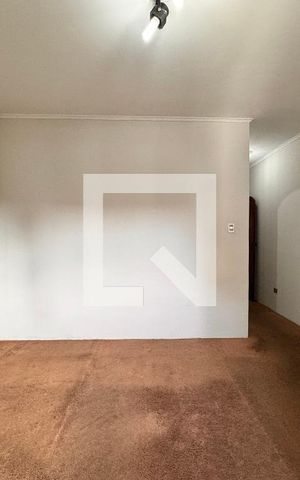 Casa à venda com 450m², 3 quartos e 8 vagas Casa à venda com 450m², 3 quartos e 8 vagasSuite 2