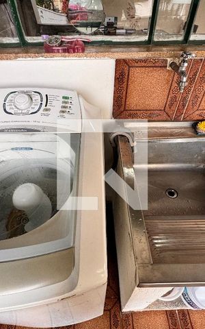 Casa à venda com 450m², 3 quartos e 8 vagas Casa à venda com 450m², 3 quartos e 8 vagasLavanderia