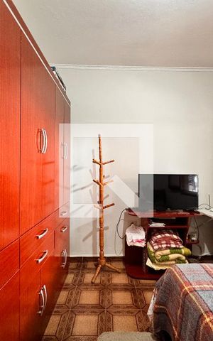 Casa à venda com 450m², 3 quartos e 8 vagas Casa à venda com 450m², 3 quartos e 8 vagasQuarto edícula