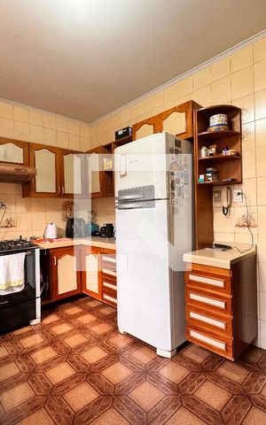 Casa à venda com 450m², 3 quartos e 8 vagas Casa à venda com 450m², 3 quartos e 8 vagasCozinha