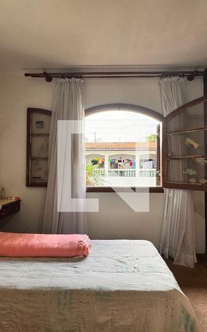 Casa à venda com 450m², 3 quartos e 8 vagas Casa à venda com 450m², 3 quartos e 8 vagasSuite 1
