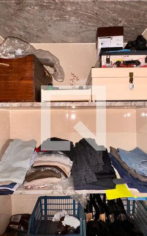 Casa à venda com 450m², 3 quartos e 8 vagas Casa à venda com 450m², 3 quartos e 8 vagasDespensa
