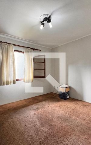 Casa à venda com 450m², 3 quartos e 8 vagas Casa à venda com 450m², 3 quartos e 8 vagasSuite 2