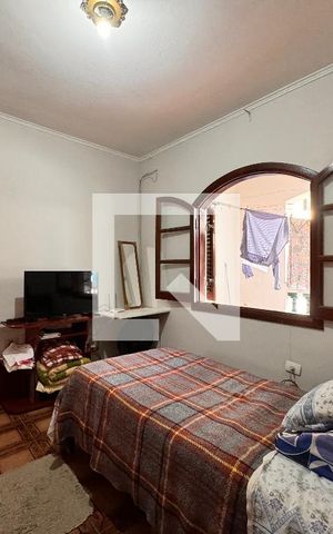 Casa à venda com 450m², 3 quartos e 8 vagas Casa à venda com 450m², 3 quartos e 8 vagasQuarto edícula