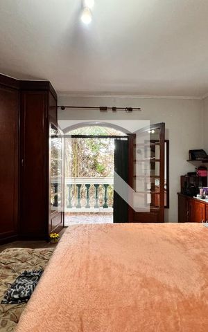 Casa à venda com 450m², 3 quartos e 8 vagas Casa à venda com 450m², 3 quartos e 8 vagasSuite 3