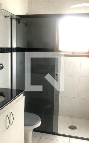 Casa à venda com 259m², 4 quartos e 4 vagas