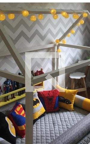 Casa à venda com 259m², 4 quartos e 4 vagas