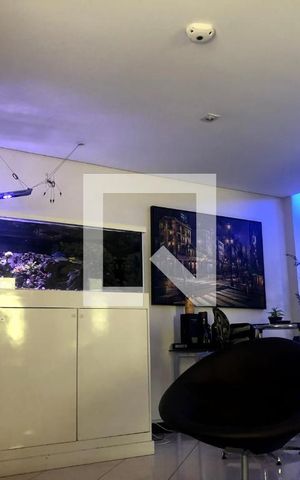 Casa à venda com 259m², 4 quartos e 4 vagas