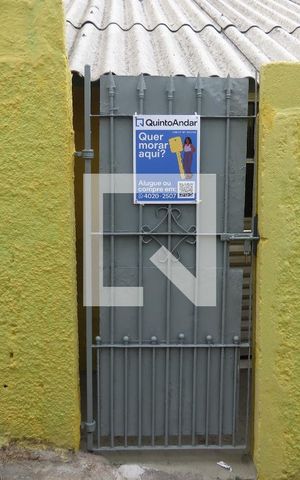 Casa para alugar com 75m², 2 quartos e sem vagaEntrada Principal