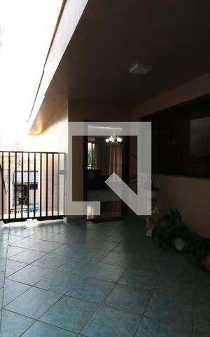Casa à venda com 452m², 4 quartos e 12 vagasQuintal