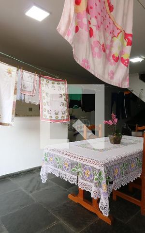 Casa à venda com 452m², 4 quartos e 12 vagasÁrea Social