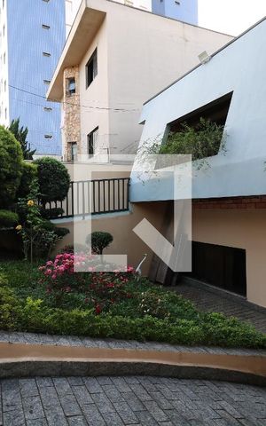 Casa à venda com 452m², 4 quartos e 12 vagasJardim