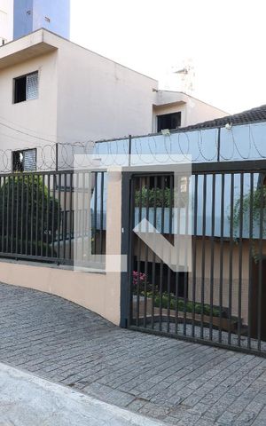 Casa à venda com 452m², 4 quartos e 12 vagasFachada