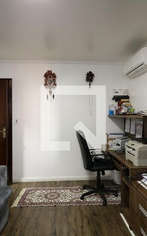 Casa à venda com 452m², 4 quartos e 12 vagasSuíte 1