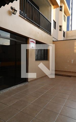 Casa à venda com 452m², 4 quartos e 12 vagasÁrea Social - Churrasqueira